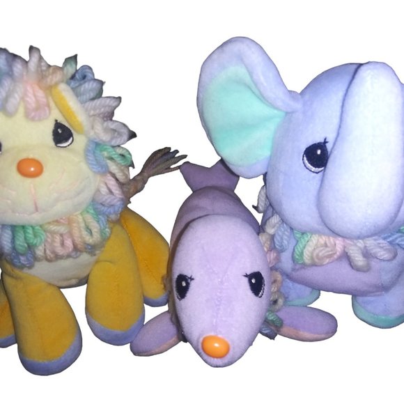 Lot of 3 Precious Moments Tender Tails Circus Lion/Seal/Elephant Plush - Picture 7 of 7